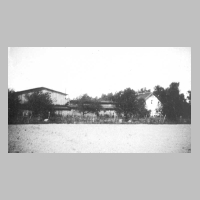 086-0037 Anwesen des Landwirtes Kurt Templin, Roddau Perkuiken, im Jahre 1934.jpg